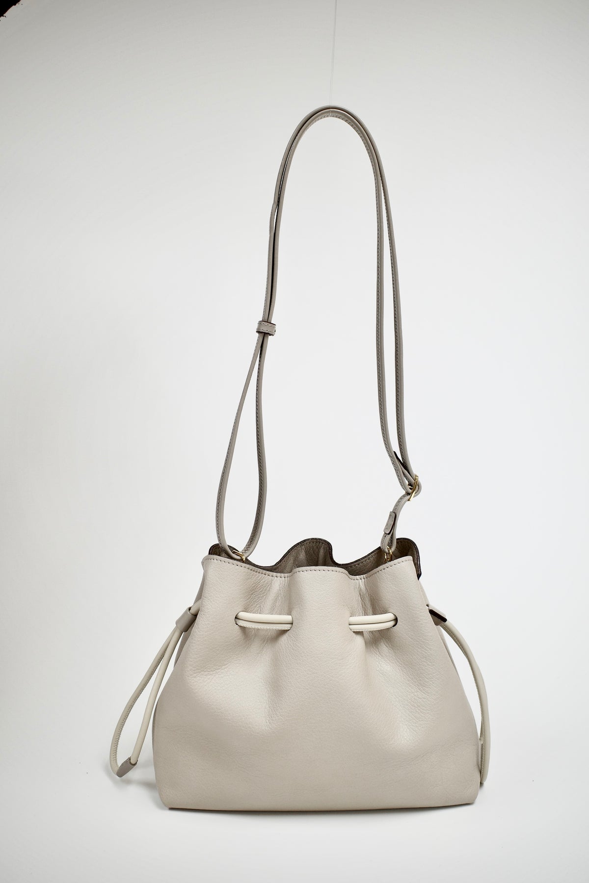 【NEW】PRINCESS | Leather Bundle Bag