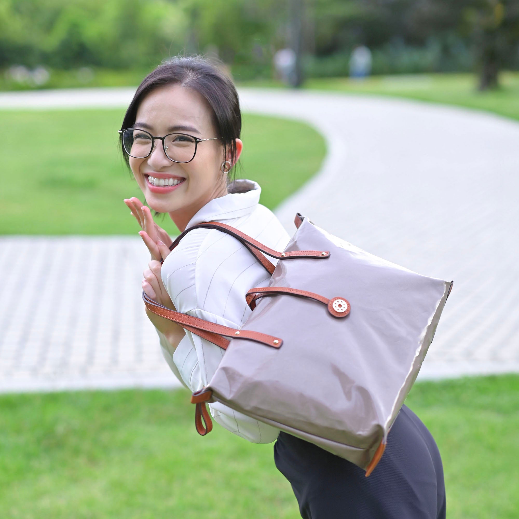 LIFE |  Waterproof Tote Bag (Driftwood Taupe)